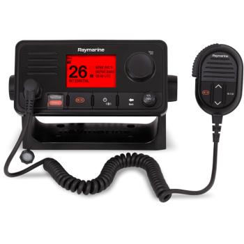 Raymarine Ray63 VHF radiopuhelin sisäisellä GPS:llä